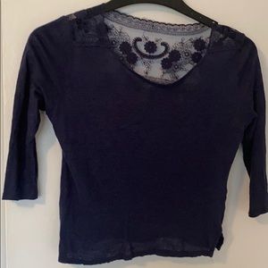 Woman’s navy blue shirt